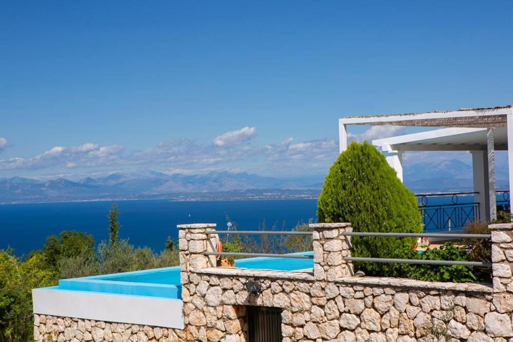 Villa Belvedere Verde Tsoukaladhes Exterior photo